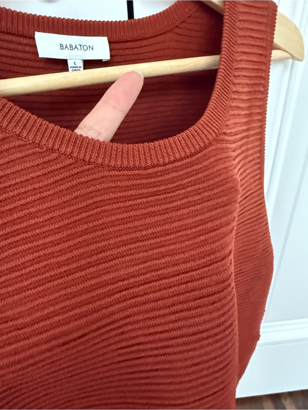 New Babaton Ribbed Knit Tank Top - Rust - Picture 3 of 3